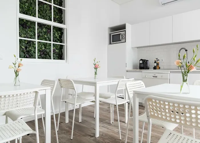 Botica 4* إسبِنو