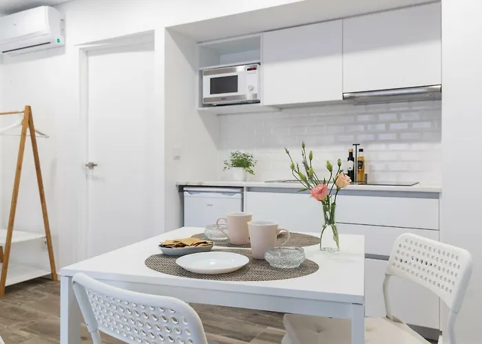 Botica ゲストハウス エスピーニョ