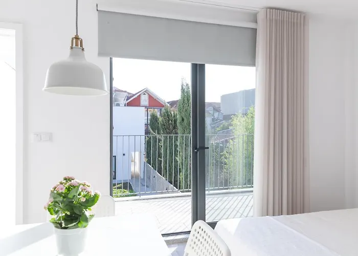 Botica 4* Espinho (Aveiro)